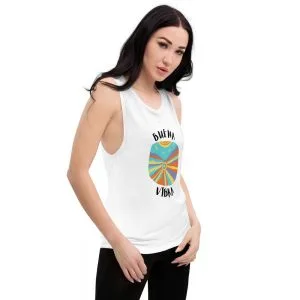 Camiseta Buena Vibra sin mangas para mujer